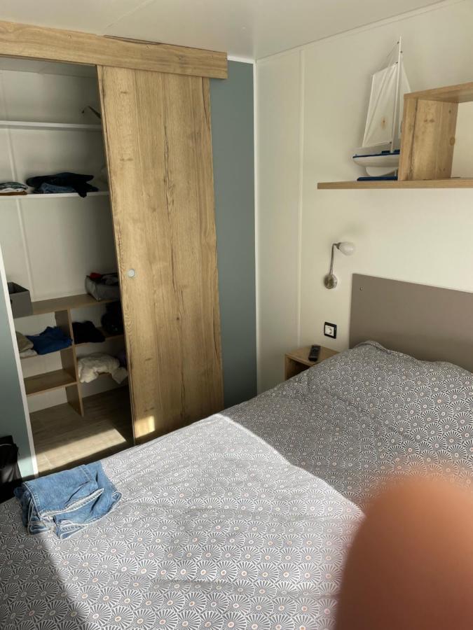 Mobil Home 6 Personnes Camping 4 Etoiles Bonne Anse La Palmyre Les Mathes Room photo